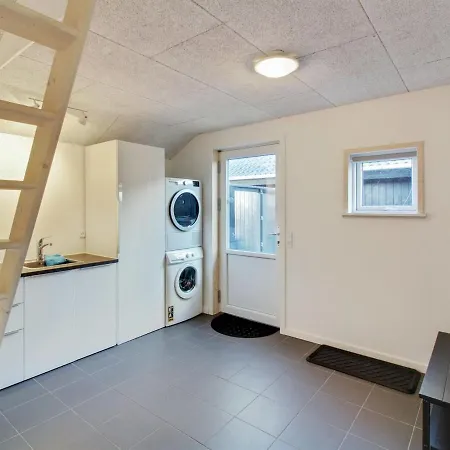 Ethel - 1-5km To The Inlet In Western Jutland By Interhome *