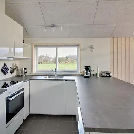 펜션 Ethel - 1-5km To The Fjord By Interhome Blåvand